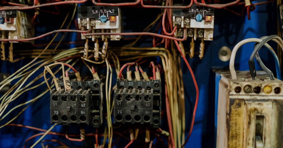 Elektroinštalácia do panelu: Postup
